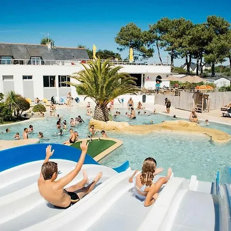 5 Etoiles - Parc Aquatique - Eeiaid Camping *